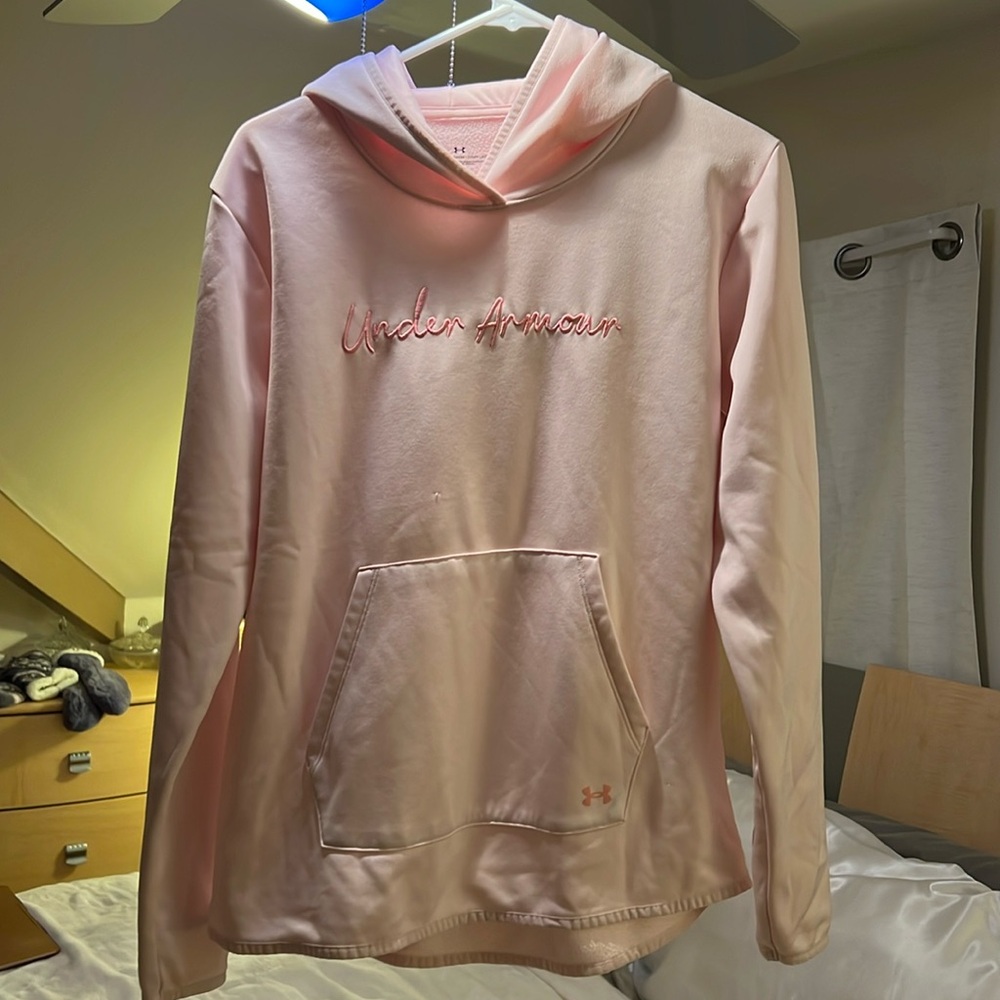 Size M light pink Under Armour hoodie